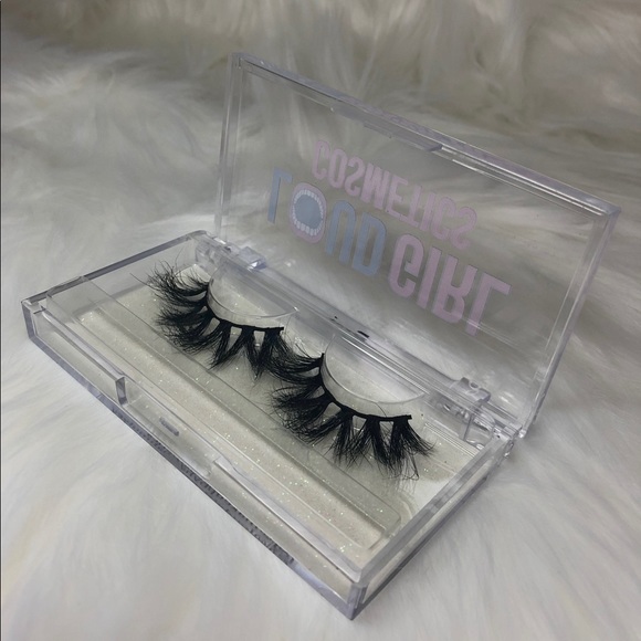 ✨20mm eyelashes✨ - Picture 2 of 2